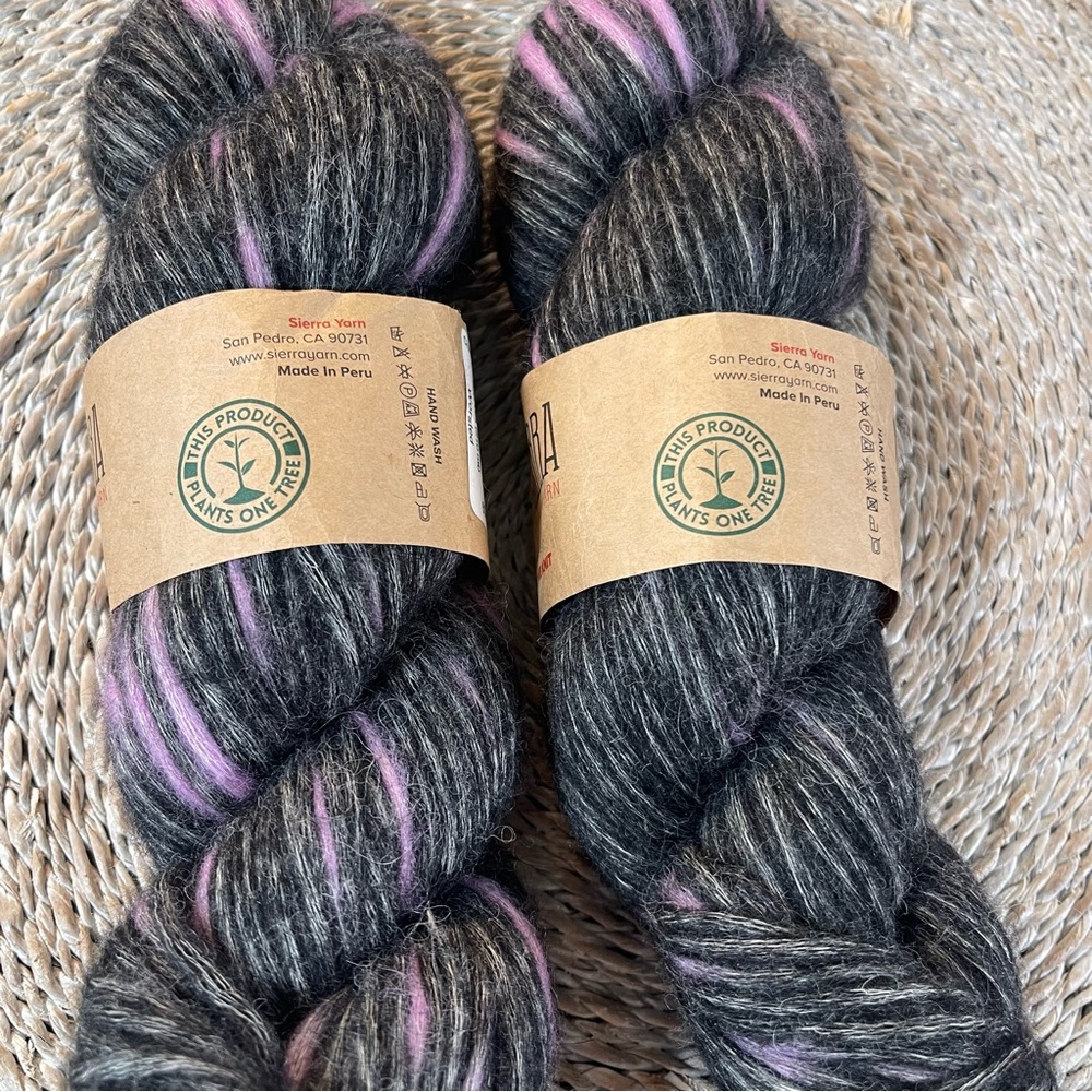 Sierra Peruvian Yarn Gray and Lavender Andean Spirit Baby Alpaca Pima 2 Skeins - Picture 4 of 5